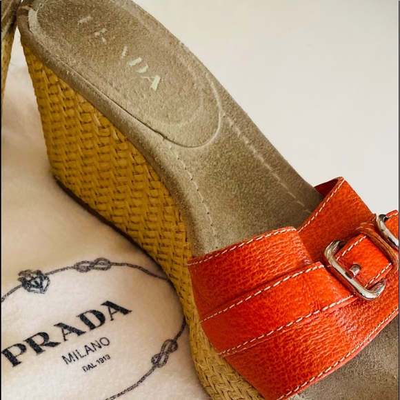 🍊 Orange colored Prada Wicker Open Toed Wedges - Picture 16 of 16